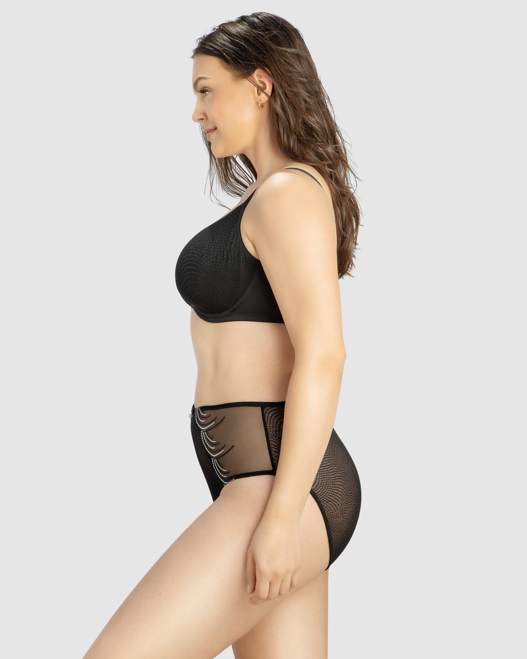 Pearl Underwire Seamless Minimiser Bra-Black-P60921